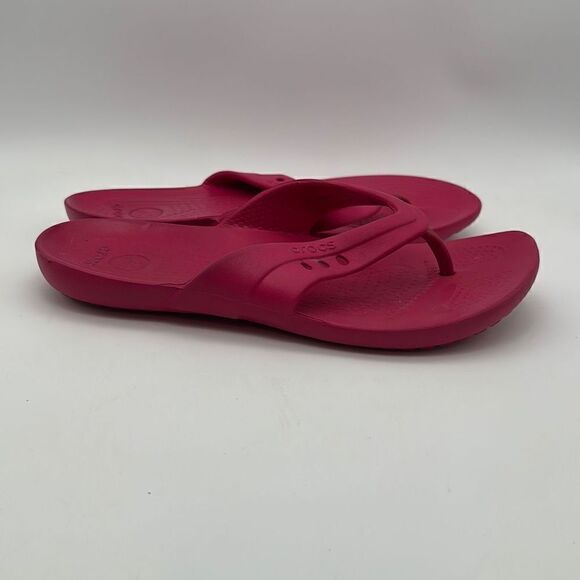 Crocs Pink Girl Flip‎ Flops Fully Pink Size W7 Great condition - Picture 1 of 5